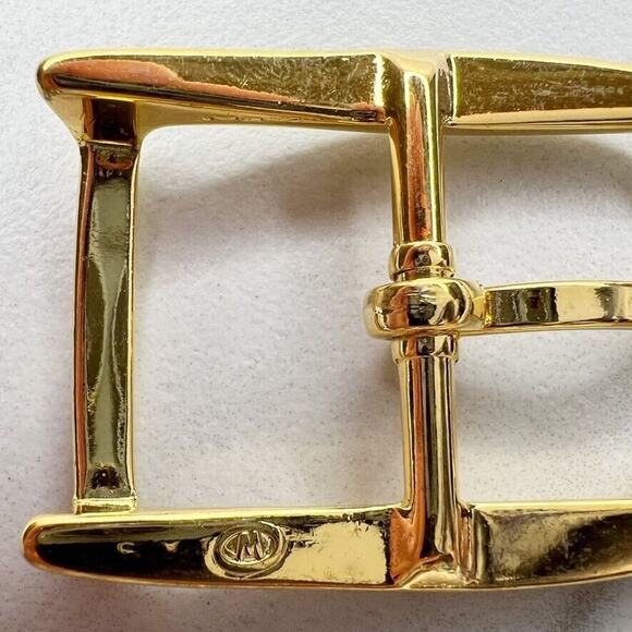 Vintage Gold Tone Simple Basic Belt Buckle for up to 1 Inch Belt - Picture 7 of 8